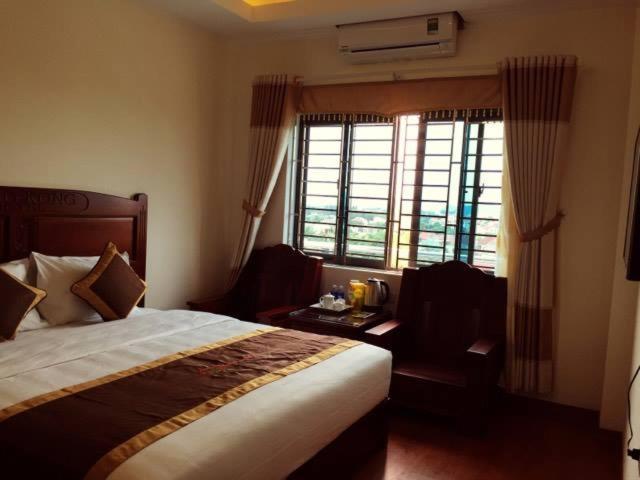 Hong Kong 2 Hotel วินห์ ภายนอก รูปภาพ
